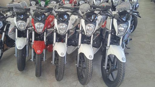 عکس نیکران موتور پاسارگاد | بنلی